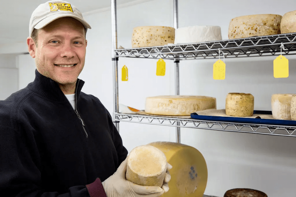 Yonkers 'Cheese Guy' starts home delivery for Passover
